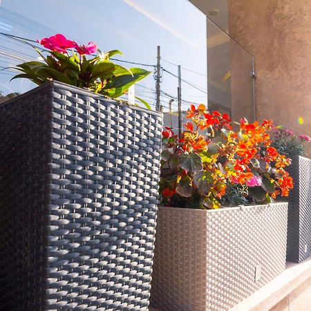 Hotel Pandora Residence Тирана Экстерьер фото