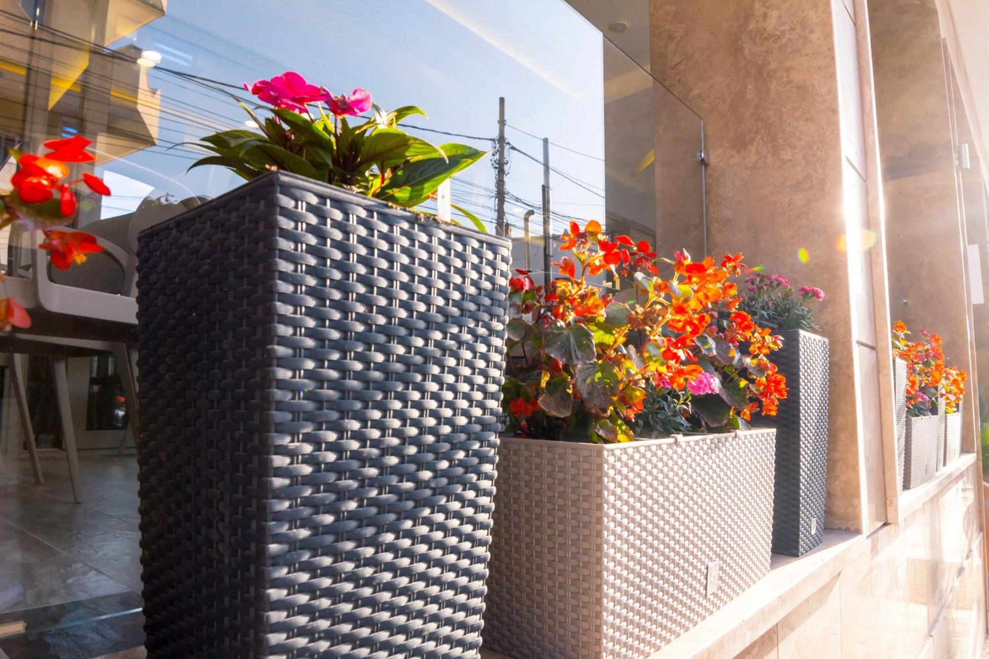 Hotel Pandora Residence Тирана Экстерьер фото
